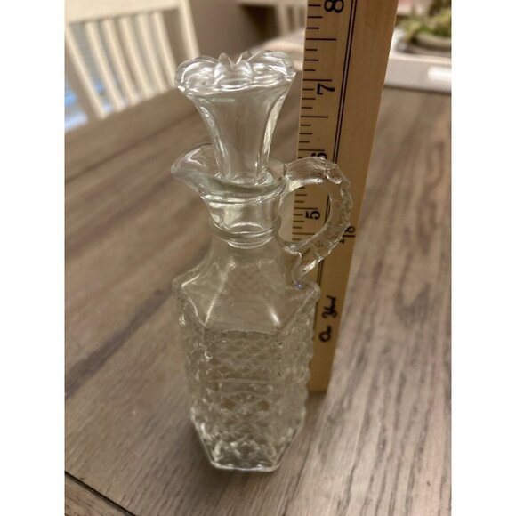 Vintage Clear Glass Cruet With Stopper - Picture 2 of 2